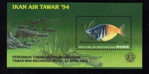 Indonesia - #1574 Tropical Fish S/Sheet - MNH