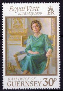 GUERNSEY - SC#410 Visit of QE II - Portrait by J. Mendoza (1989) MNH