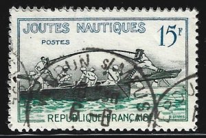 France #884   used       