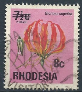 Rhodesia 1976 - 8c on 7½c Flame Lily - SG526 used