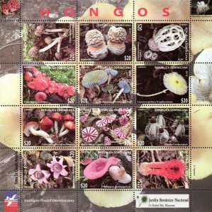 Dominican Republic 1652 MNH SS MUSHROOMS [D5]