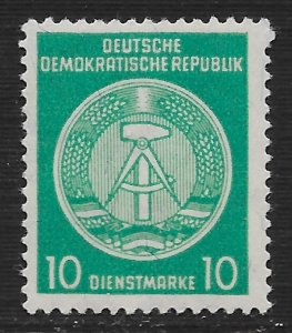 Germany DDR #O38 10pf Arms of Republic ~ MNH