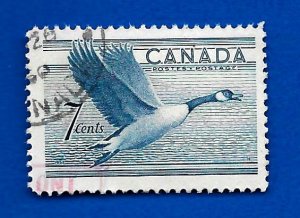 Canada 1952 - U - Scott #320 *