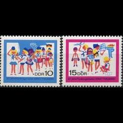 DDR 1968 - Scott# 1069-70 Young Pioneers Set of 2 NH