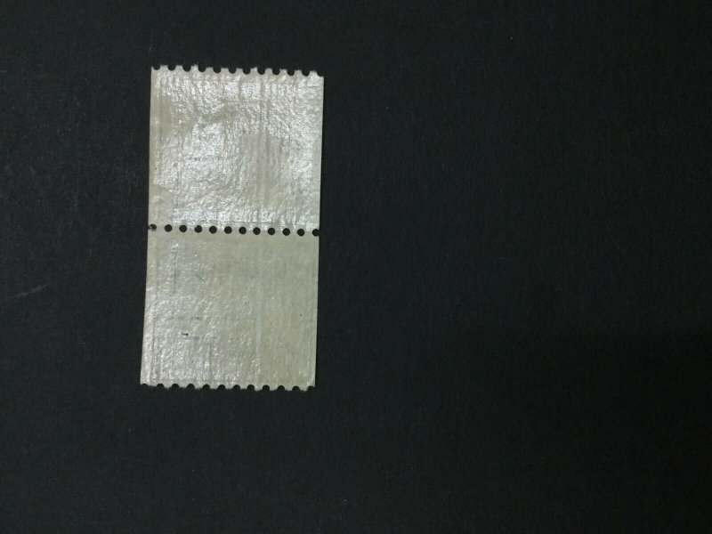 MOMEN: US #458 PAIR MINT OG H #29302