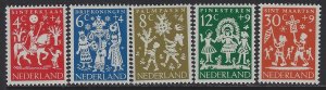 Netherlands, Scott #B358-B362; Holiday Folklore, MNH