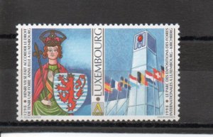 Luxembourg 988 MNH