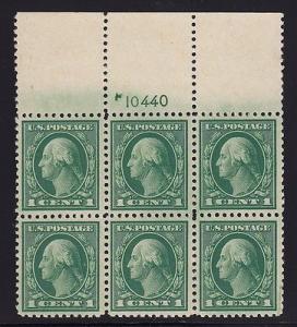 498 XF original gum never hinged top Plateblock with nice...