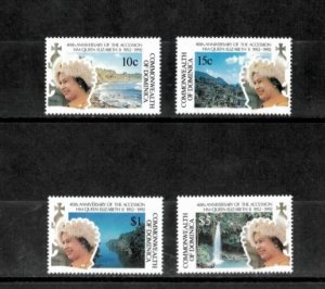 Dominica 1992 - Queen Elizabeth II - Set of 4 Stamps - Scott #1414-17 - MNH