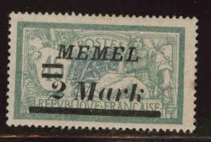 Memel Scott 72 MH* 1922 Surcharged French  stamp perf tips toned