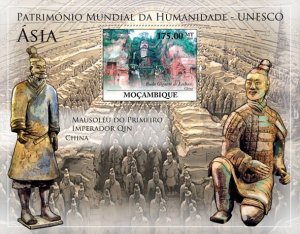 MOZAMBIQUE - 2010 -UNESCO Heritage, Asia #3-Perf Souv Sheet-Mint Never Hinged