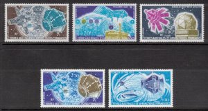 FRENCH ANTARCTIC 1977-79 Space; Scott C49-53, Yvert 49/56; MNH