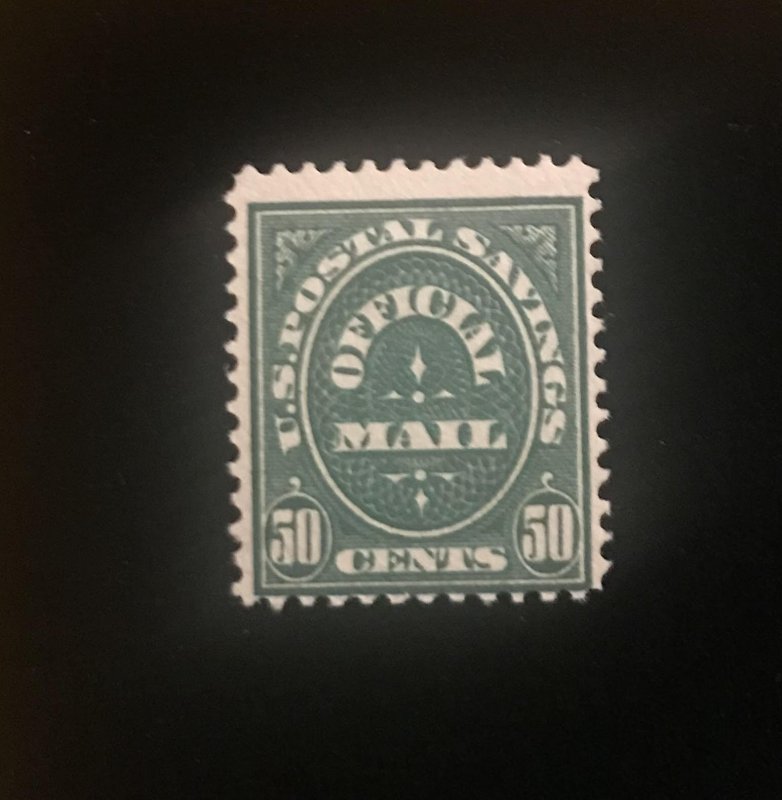 O122 Mint Hinged Full O.G., Scott CV $175