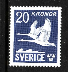 Sweden-Sc#C8c-unused light hinged-Birds-1942-53-perfs on 4 sides-