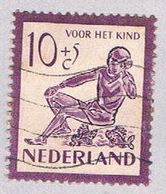 Netherlands B222 Used Boy and fish 1950 (BP3323)