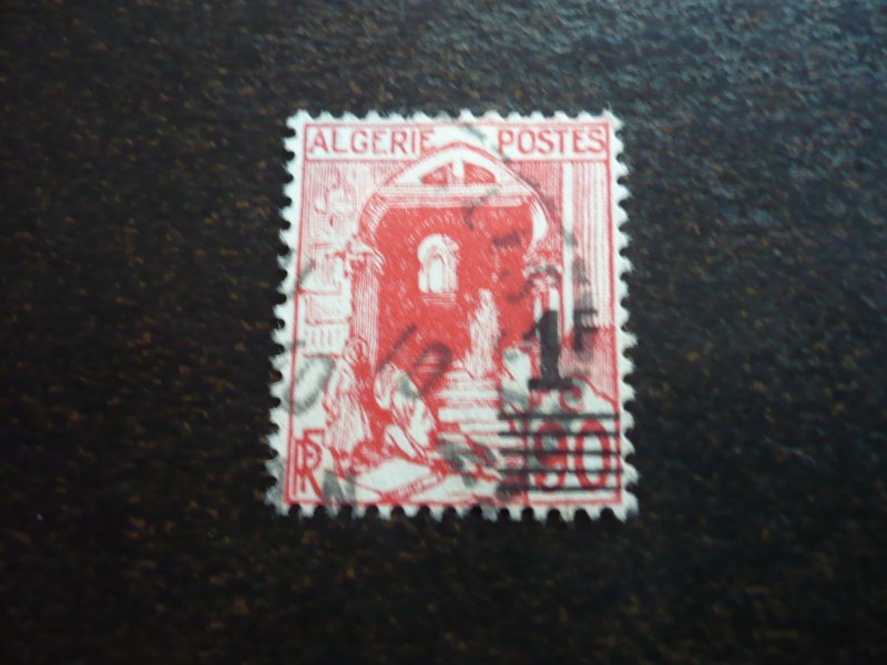 Stamps - Algeria - Scott# 131 - Used Set of 1 Stamp