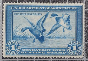 Scott RW1 1934 $1.00 Duck Stamp OG MH Nice Stamp SCV $300.00