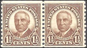 686 Mint,OG,NH... Pair... SCV $5.75