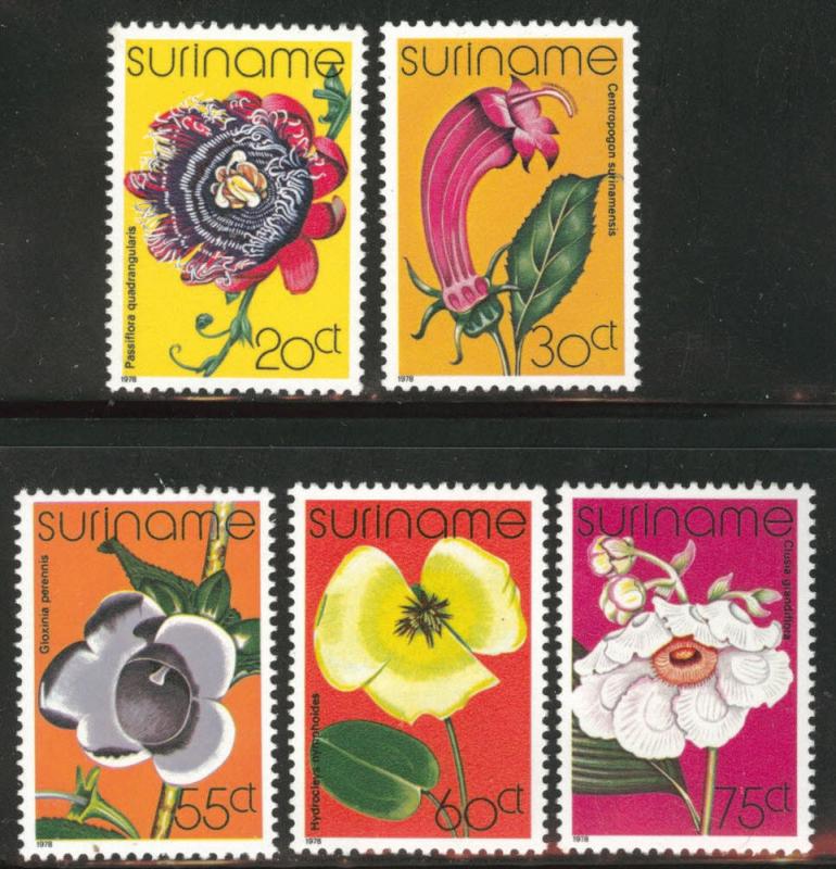 Suriname Scott 484-488 mnh** 1978 Flower set