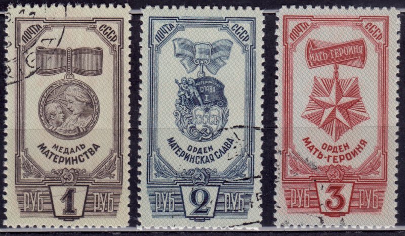 Russia, 1945, Motherhood Glory Orders, 20x38mm sc#986A-C, used