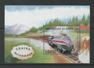 Thematic Stamps Transports - BENIN 1997 MODERN TRAINS MS mint