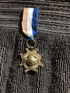 Cuba Vintage-Medalla-Militar.”Al Merito”-Diameter=1”