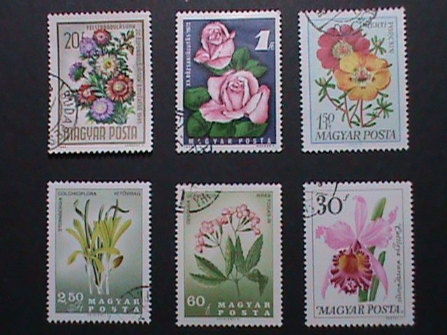 ​HUNGARY-COLORFUL BEAUTIFUL LOVELY FLOWERS USED STAMPS VF WE SHIP TO WORL WIDE