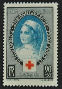 DYNAMITE Stamps: France Scott #B81 – UNUSED