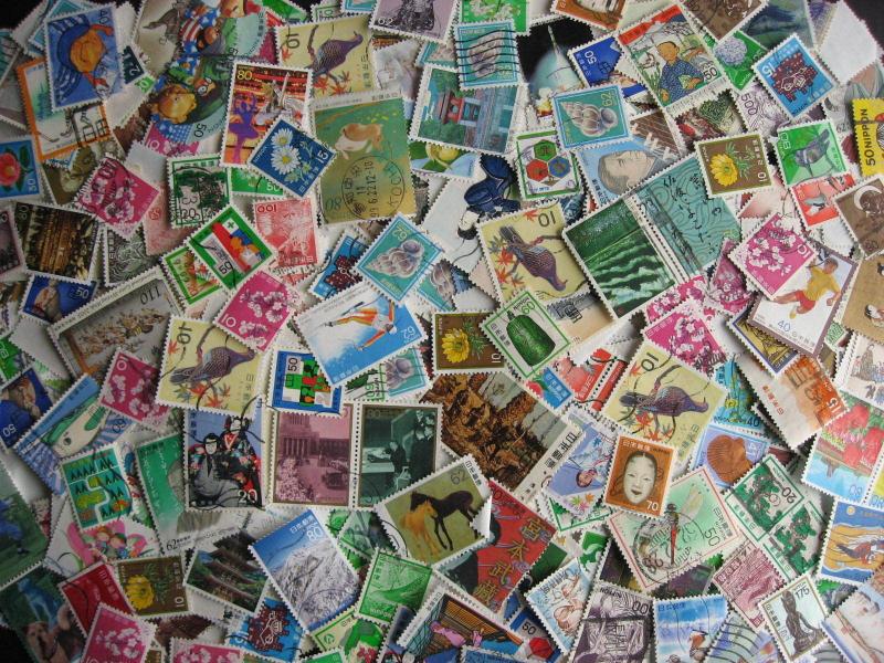 JAPAN colossal mixture (duplicates,mixed cond) 2,000 35% comems,65% defins 