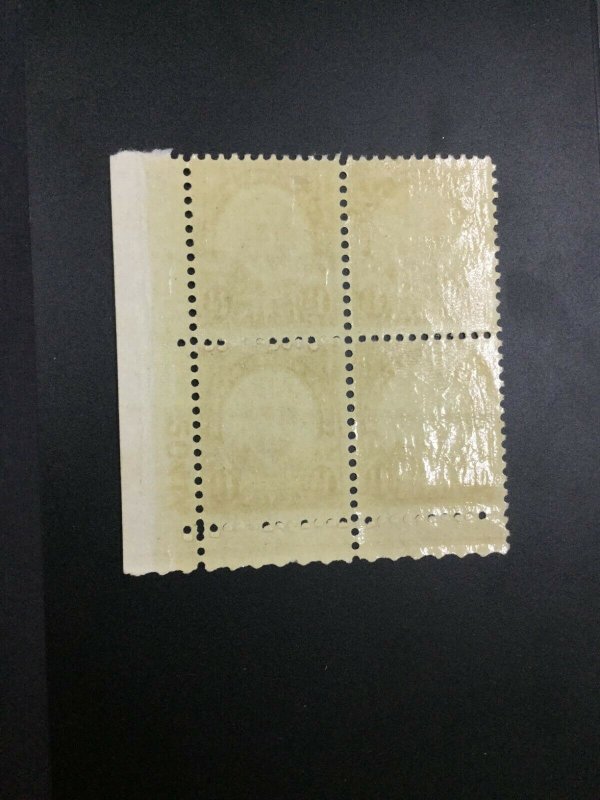 MOMEN: US STAMPS #684 PLATE BLOCK MINT OG NH LOT #52324