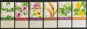 NORFOLK ISLANDS 2002 FLOWER DEFINITIVES. PART SET CAT £13 UNMOUNTED MINT