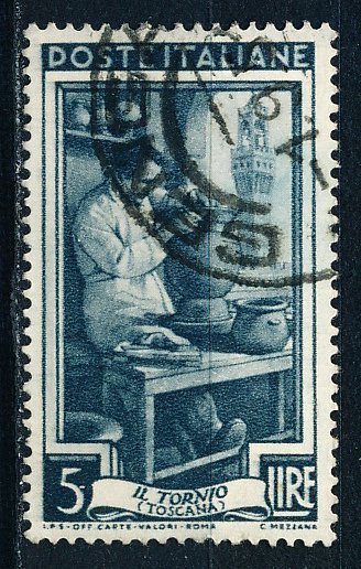 Italy #552 Single Used