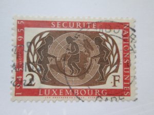 Luxembourg #307 used  2024 SCV = $0.25