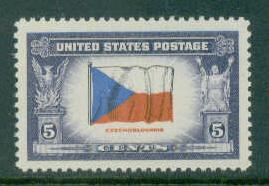 910 5c Flag of Czechoslovakia Fine MNH