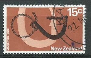 New Zealand SG 1018  VFU unwatermarked paper