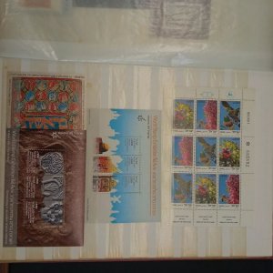 Israel 3 stockbooks full of MNH stamps w/tabs good value