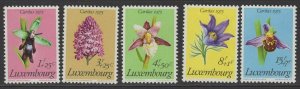 LUXEMBOURG SG957/61 1975 NATIONAL WELFARE FUND PROTECTED PLANTS MNH