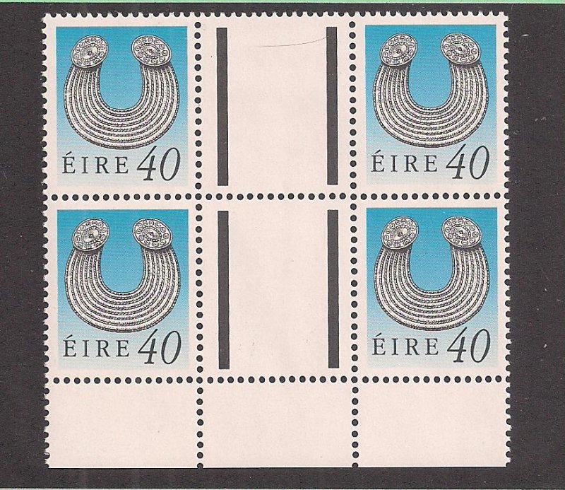 IRELAND SC# 785  GUTTER BK/4 FVF/MNH  1992