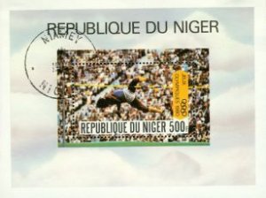 Niger Olympics Lot 10 , 1 souvenir sheet