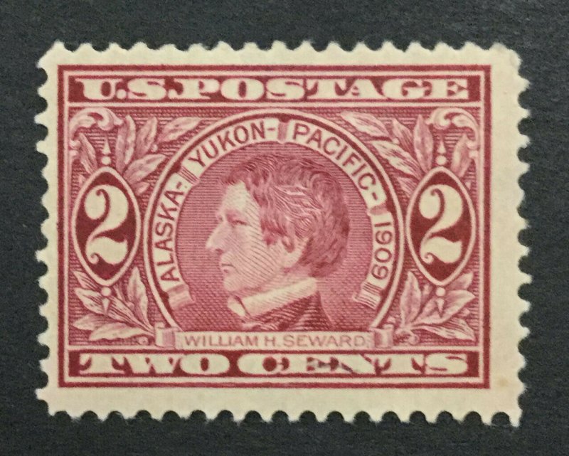 MOMEN: US #370 MINT OG H #29261