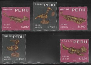 Peru - Scott # 505-09 VF MNH