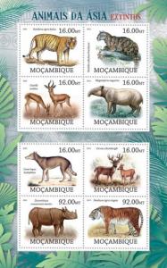 MOZAMBIQUE 2012 SHEET EXTINCT ANIMALS