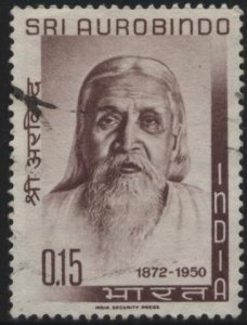 India 390 (used) 15p Sri Aurobindo Ghose, writer, vio brn (1964)