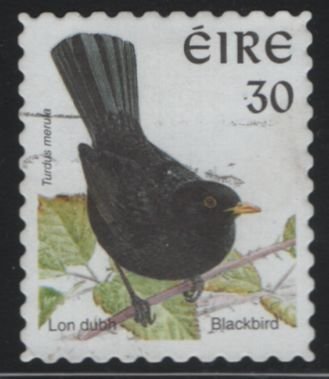 Ireland 1998-99 used Sc 1114 30p Blackbird Perf 9 x 9.5 - Birds