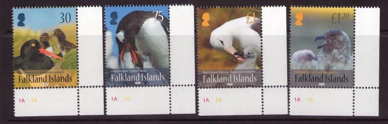 FALKLAND ISLANDS QEII Birds and Young superb marginal set MNH