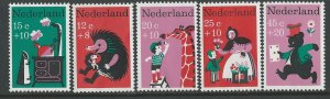 Netherlands # B429-33  Nursery Rhymes   (5)    Mint NH