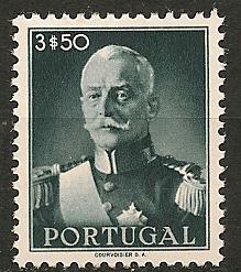 Portugal 657 mint CV $32.50