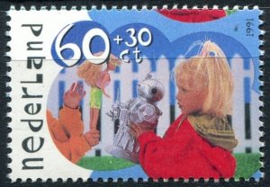 Netherlands Sc#B659 MNH, 60c+30c multi, Children Stamps 1991: Outdoor Play (1...