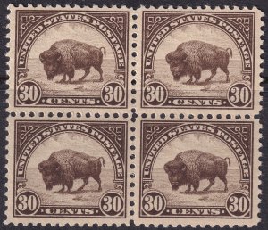 #569 Mint NH, VF, Block of 4 (CV $220) (CV $50 - ID30297) - Joseph Luft