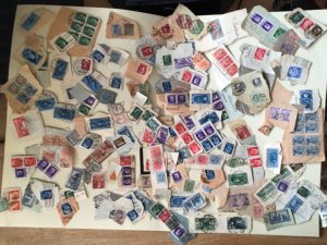 Italy  stamps on paper large raw lot with duplication  A9823